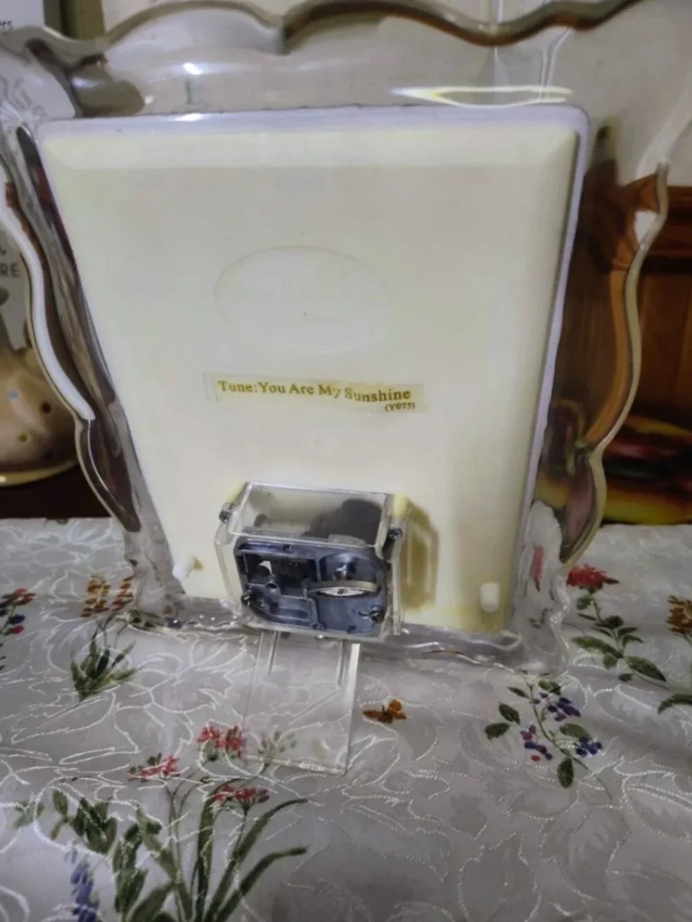 Vtg Musical My Special Aunt Picture Decor Frame Plays You are My Sunshine